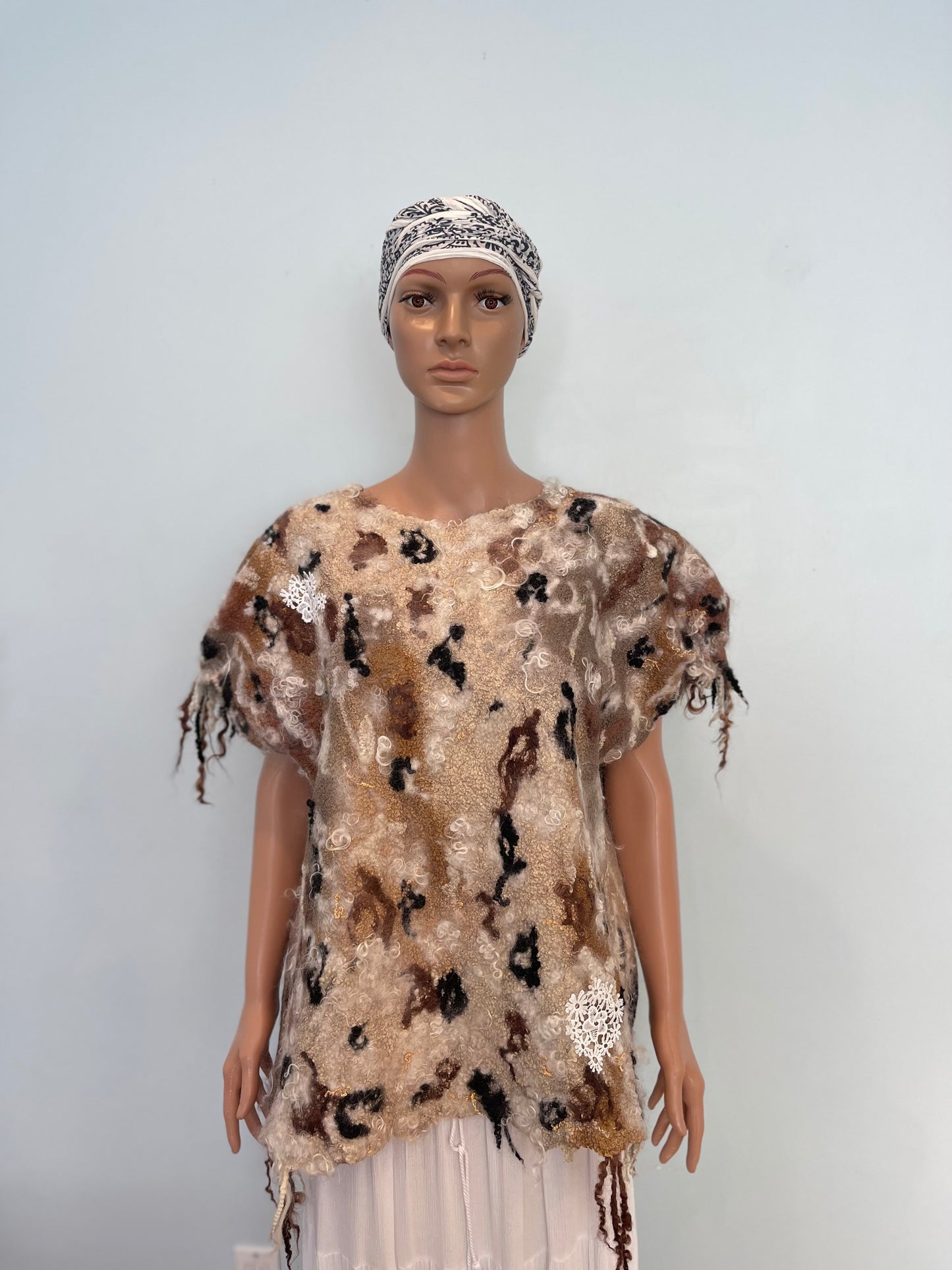 100%Natural Wool Silk Eco-Fashion Handmade Nuno Felted Eco Friendly Vest Top Tunic Blouse Waistcoat Sweater Sweatshirt . Good For One Size S-XL