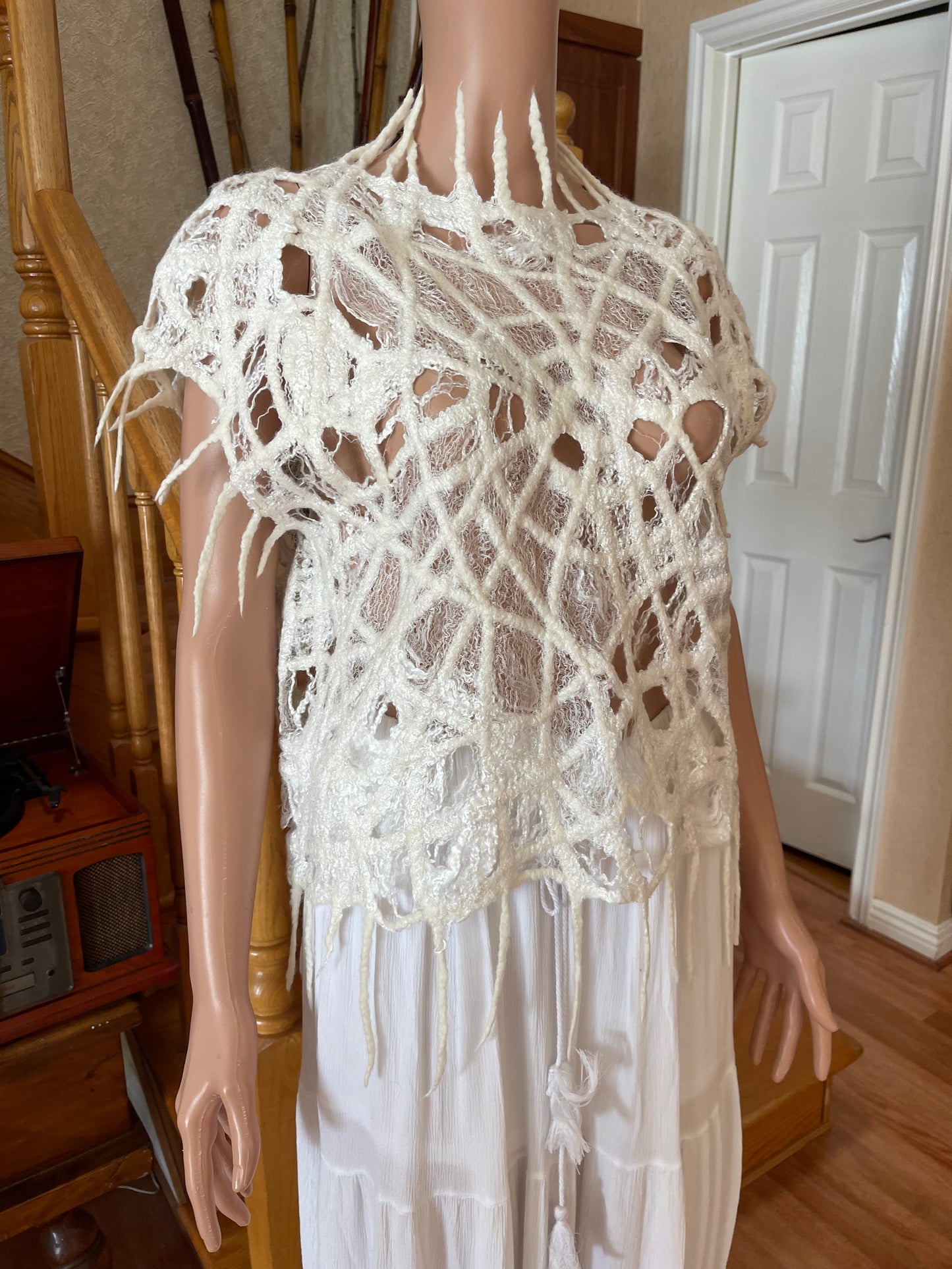One size S-L 100% Natural Wool Silk Vest Eco-Fashion Top Handmade Nuno felt Wrap Eco Friendly Jacket Bohemian Style Waistcoat blouse