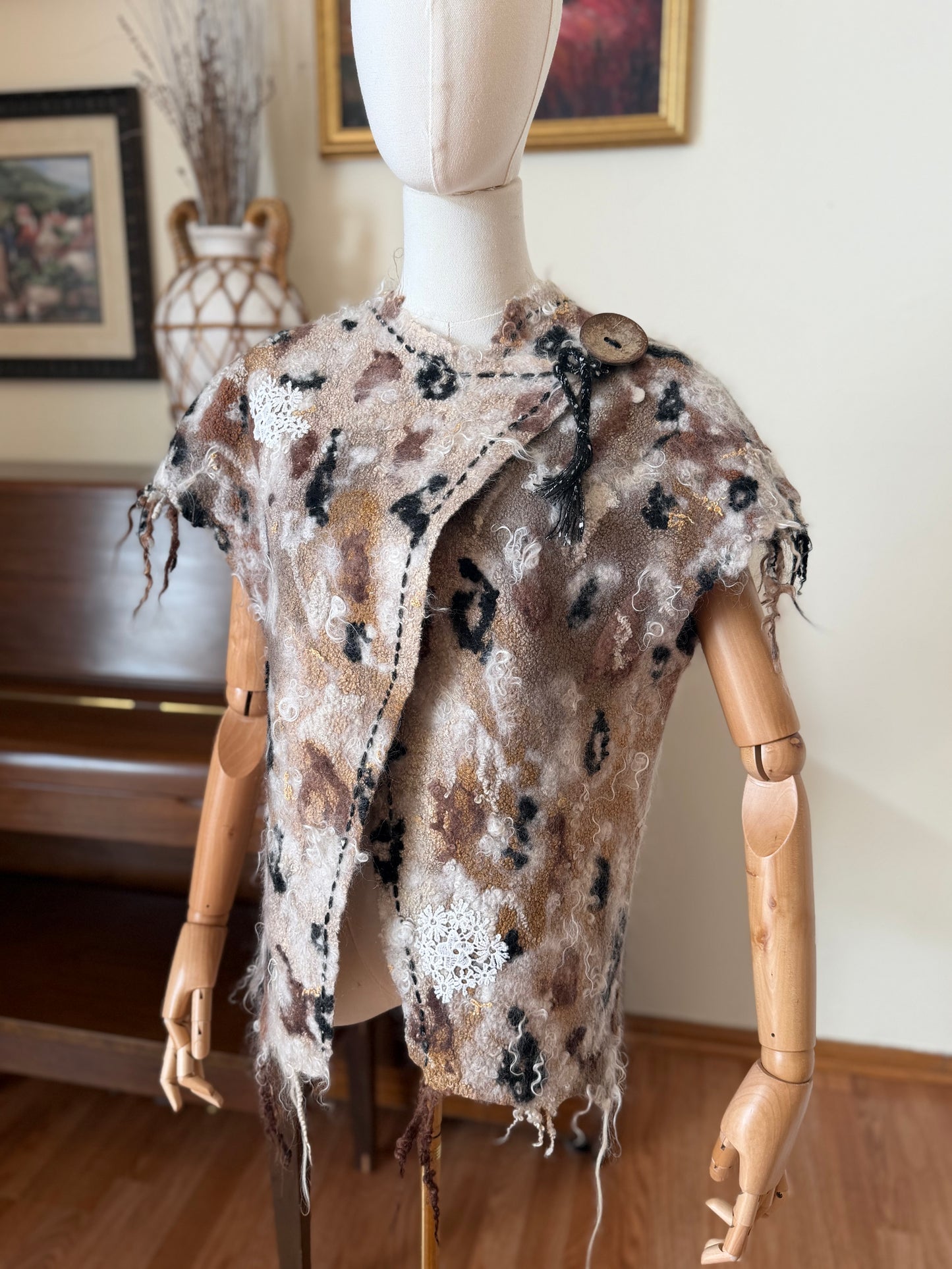 100%Natural Wool Silk Eco-Fashion Handmade Nuno Felted Eco Friendly Vest Top Tunic Blouse Waistcoat Sweater Sweatshirt . Good For One Size S-L