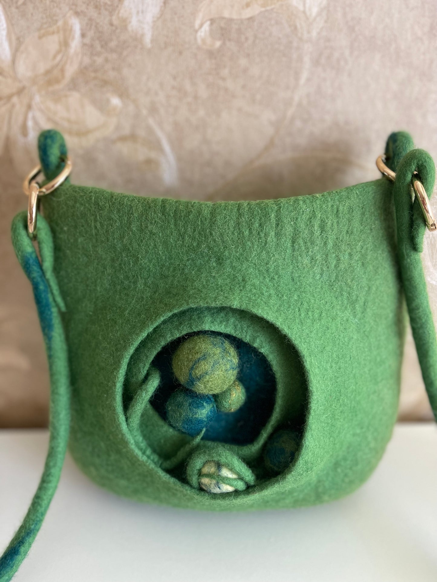 100% Natural Wool. Handmade Eco Friendly Felted Green Bag Long Strap Crossbody Boho Style Purse Good Gift For Her/Women/Lady/Mother/Friend