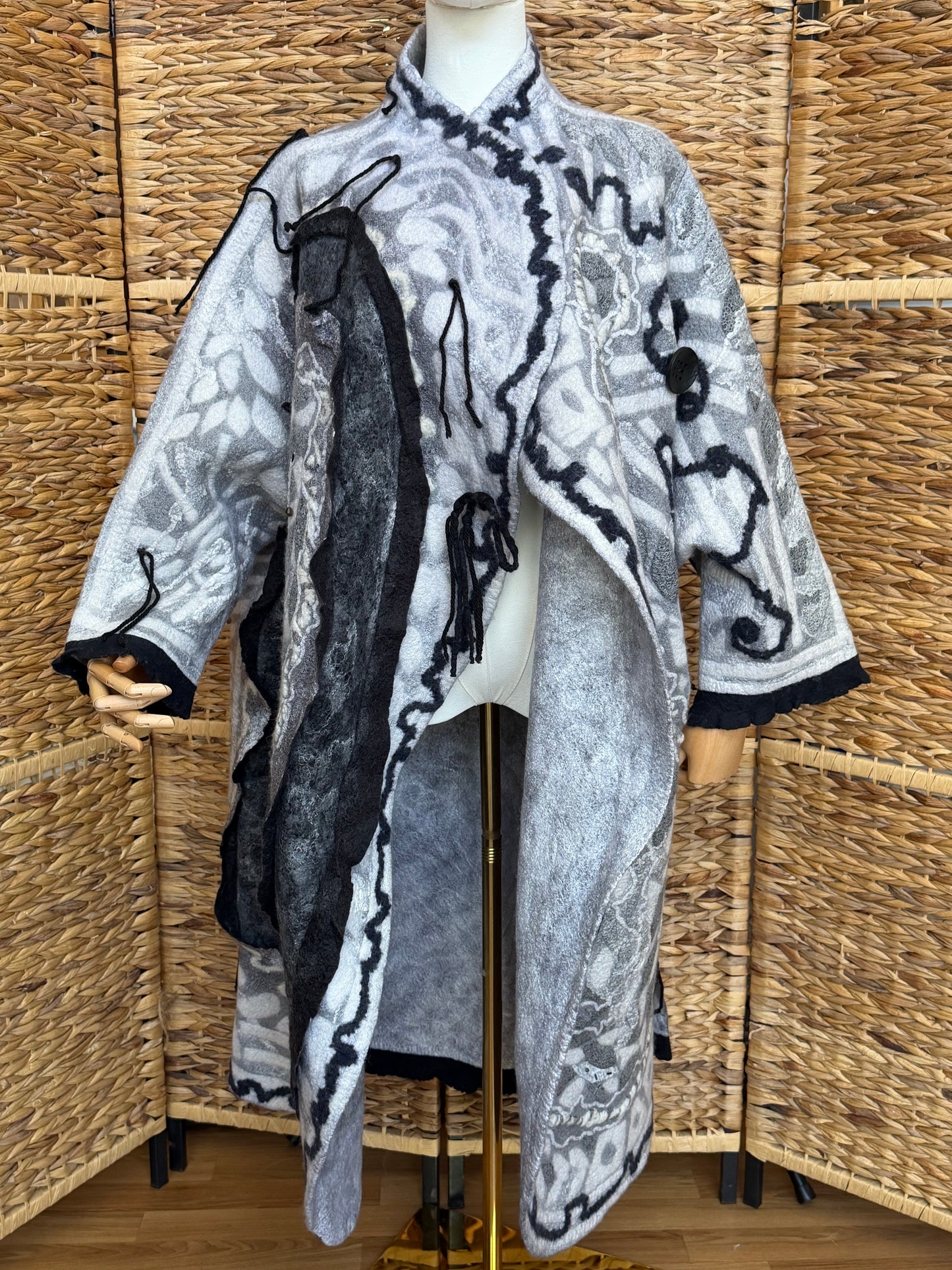 100% natural hand made merino wool silk bamboo linen cotton coat Jacket one size S-XL
   •   Overcoat
   •   Parka
   •   Trench coat
   •   Raincoat
   •   Windbreaker
   •   Peacoat
   •   Topcoat
   •   Cloak
