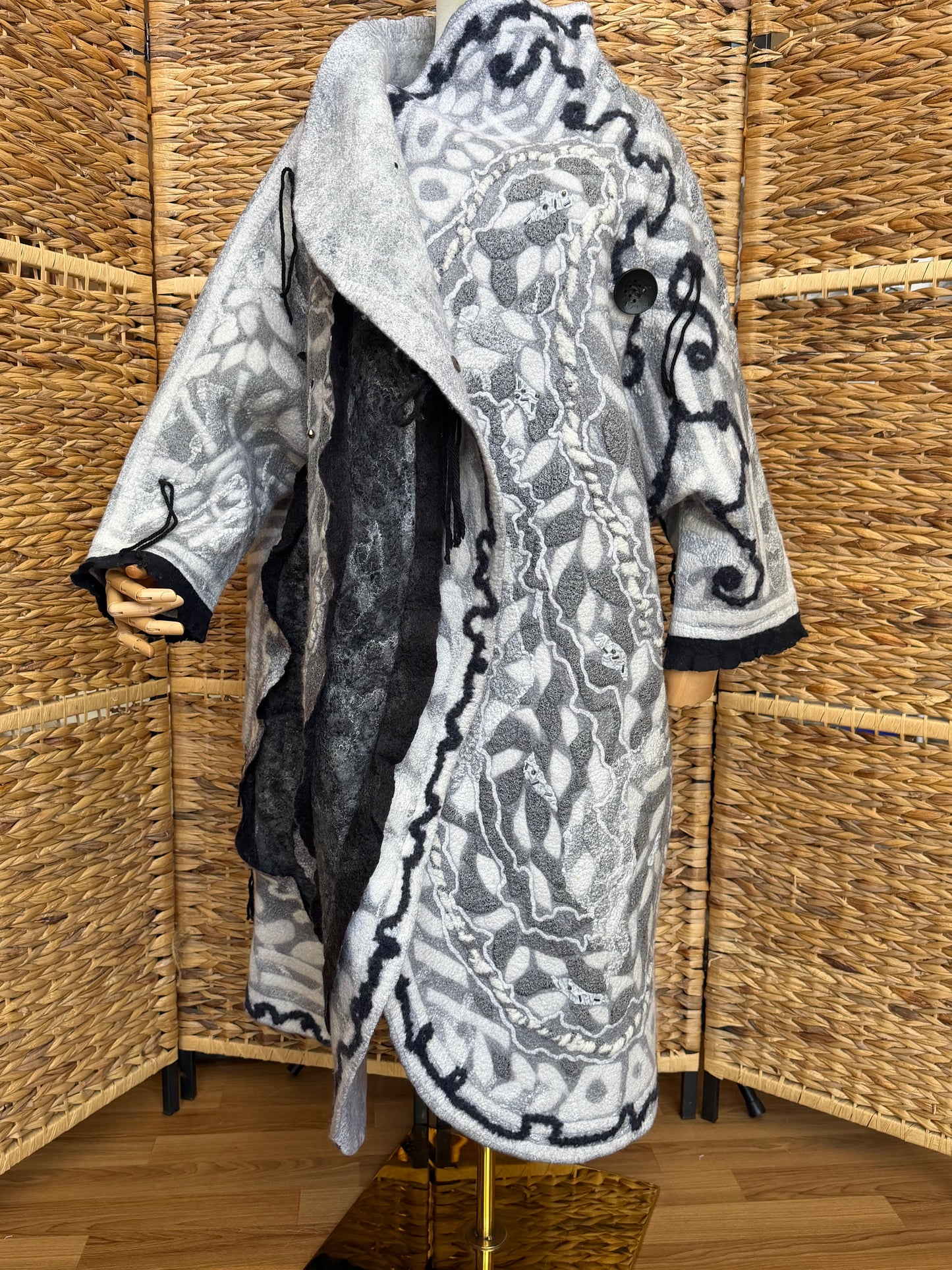 100% natural hand made merino wool silk bamboo linen cotton coat Jacket one size S-XL
   •   Overcoat
   •   Parka
   •   Trench coat
   •   Raincoat
   •   Windbreaker
   •   Peacoat
   •   Topcoat
   •   Cloak