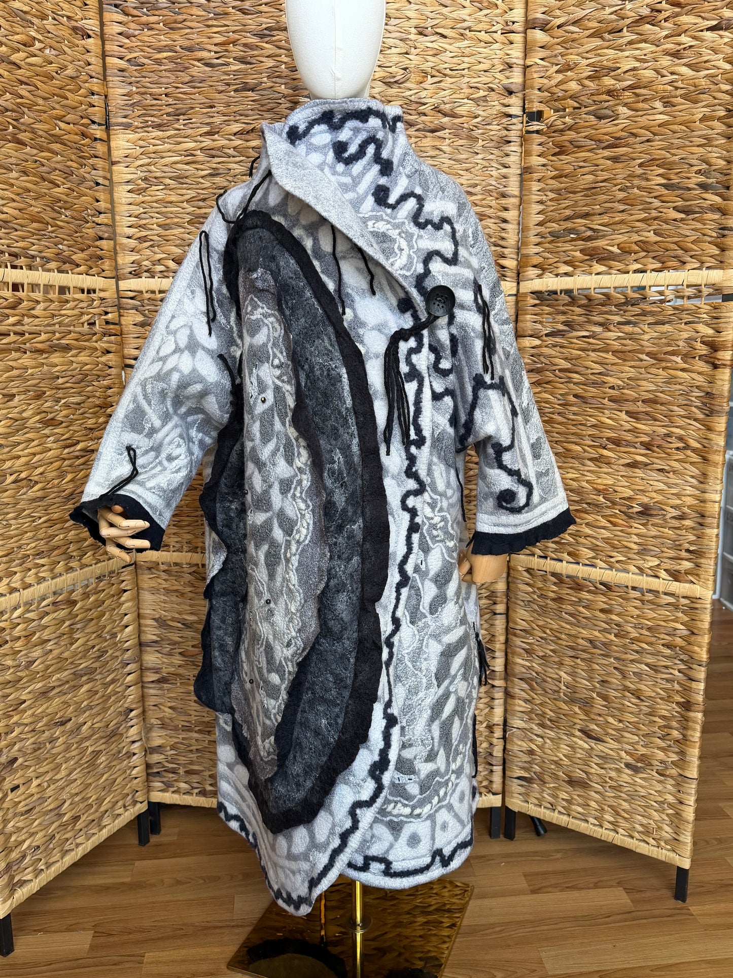 100% natural hand made merino wool silk bamboo linen cotton coat Jacket one size S-XL
   •   Overcoat
   •   Parka
   •   Trench coat
   •   Raincoat
   •   Windbreaker
   •   Peacoat
   •   Topcoat
   •   Cloak