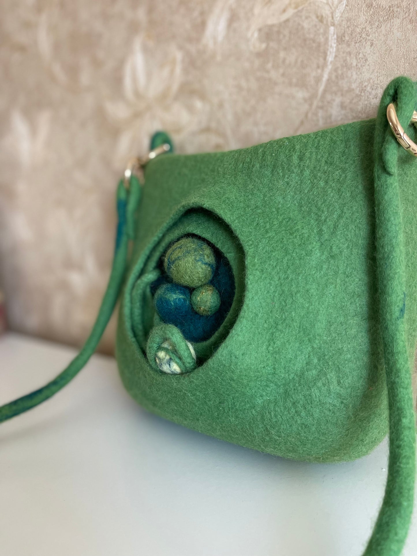 100% Natural Wool. Handmade Eco Friendly Felted Green Bag Long Strap Crossbody Boho Style Purse Good Gift For Her/Women/Lady/Mother/Friend