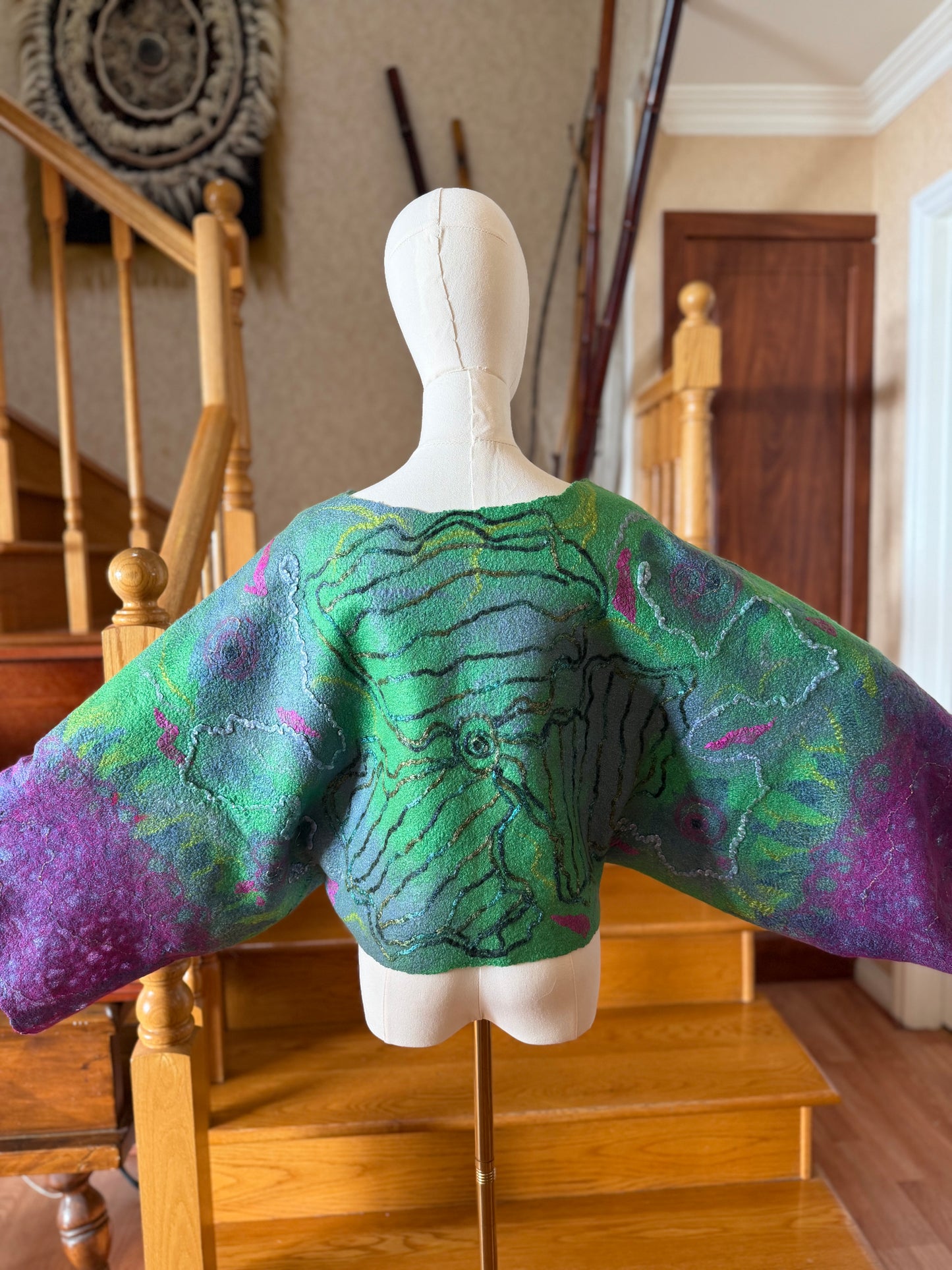 Silk/ wool top one size S-L