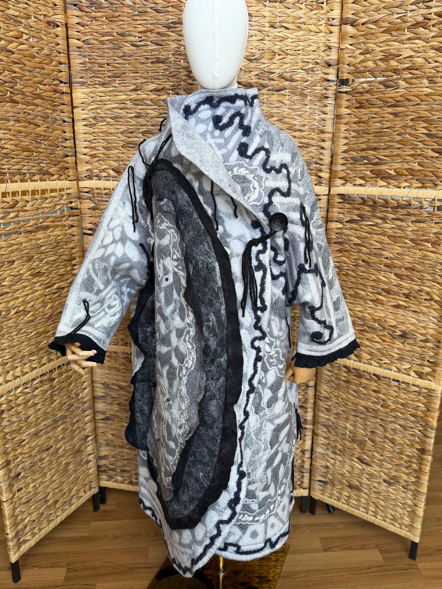 100% natural hand made merino wool silk bamboo linen cotton coat Jacket one size S-XL
   •   Overcoat
   •   Parka
   •   Trench coat
   •   Raincoat
   •   Windbreaker
   •   Peacoat
   •   Topcoat
   •   Cloak