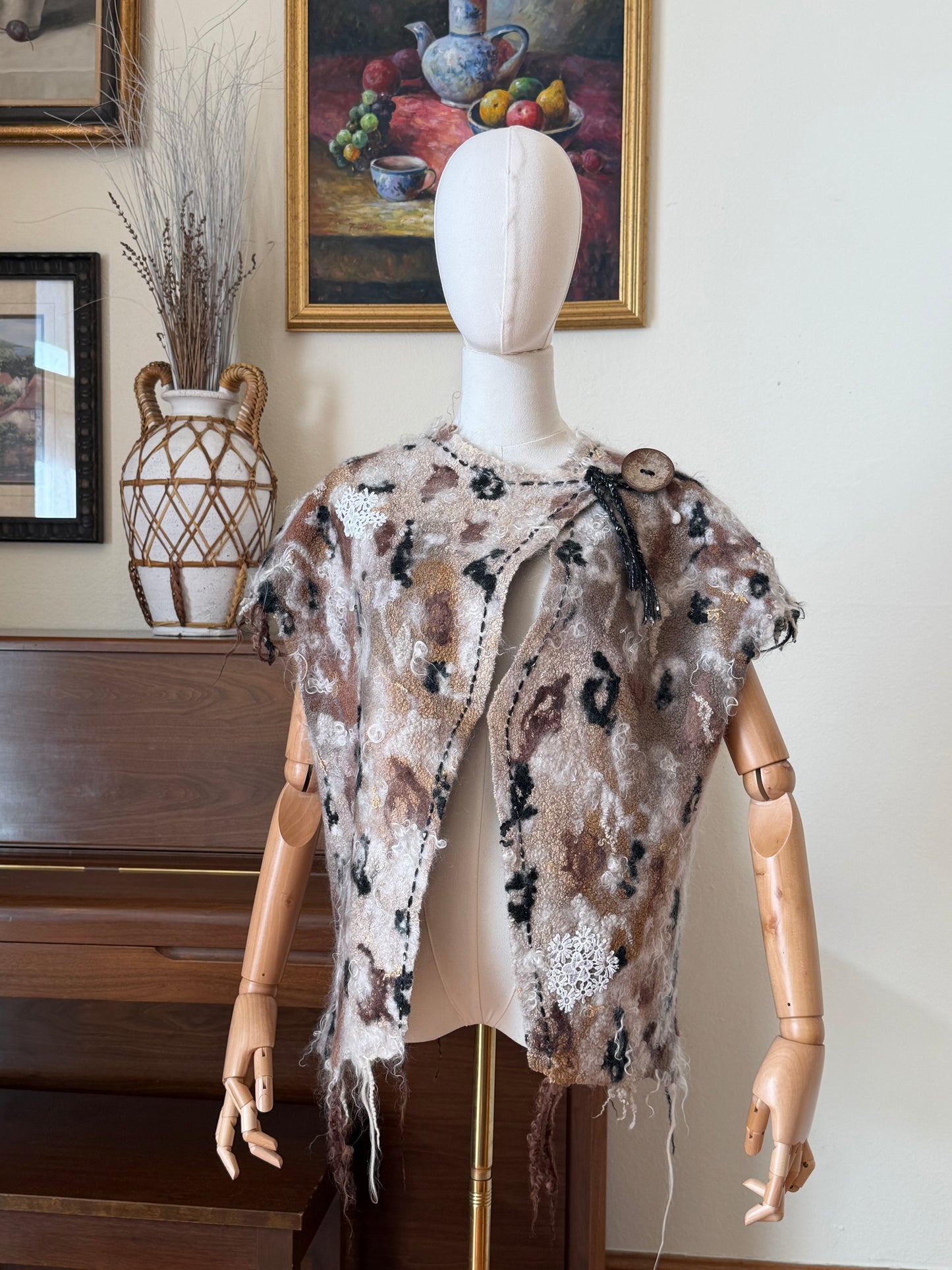 100%Natural Wool Silk Eco-Fashion Handmade Nuno Felted Eco Friendly Vest Top Tunic Blouse Waistcoat Sweater Sweatshirt . Good For One Size S-L