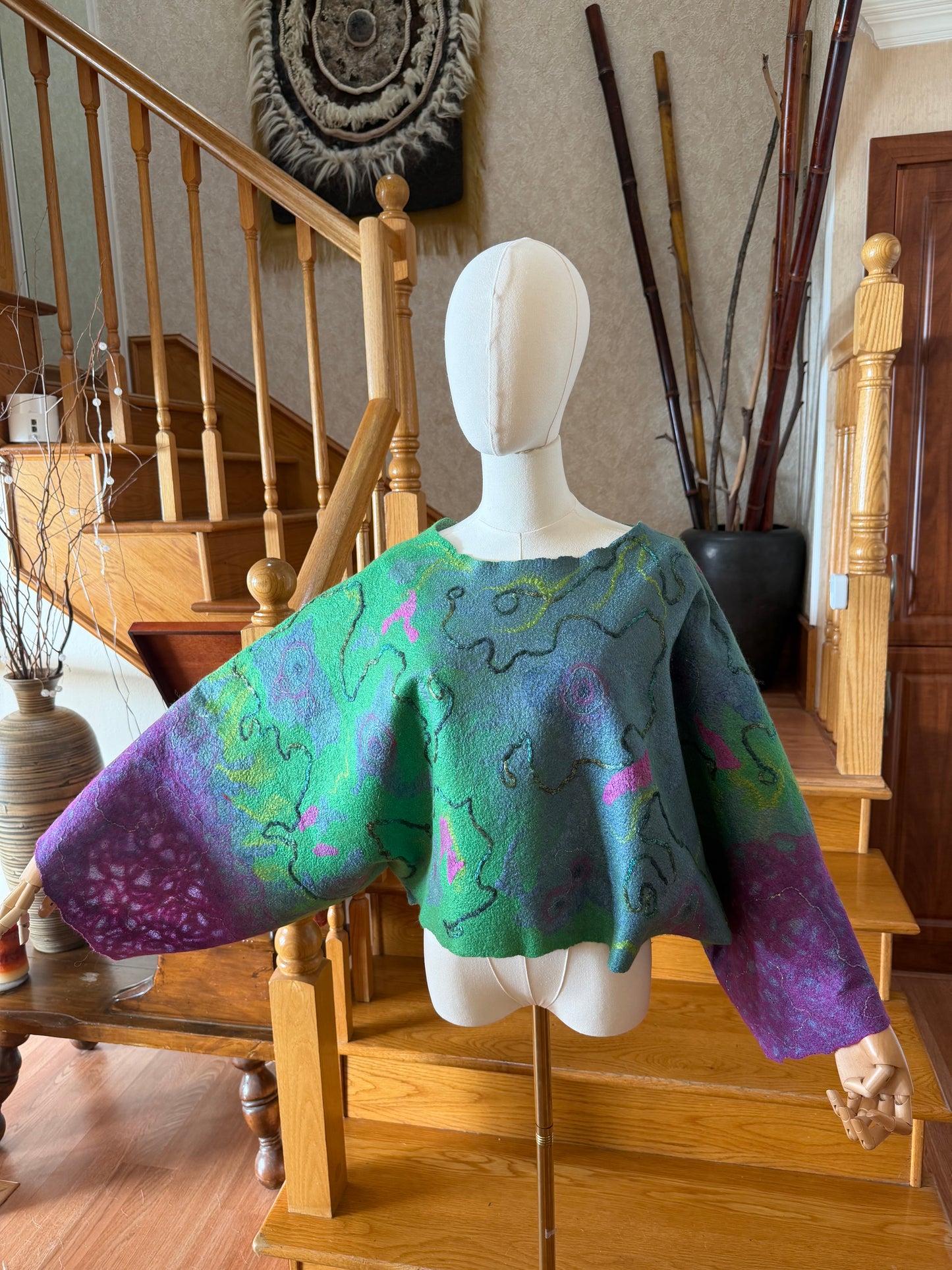 Silk/ wool top one size S-L