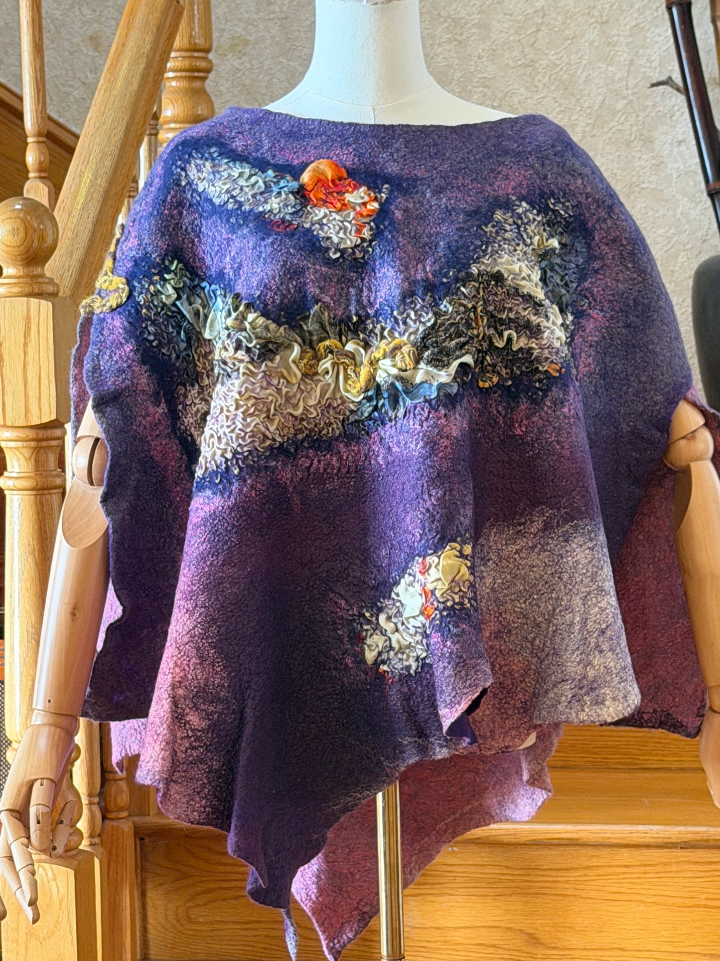 Merino wool and silk poncho top one size S-XL