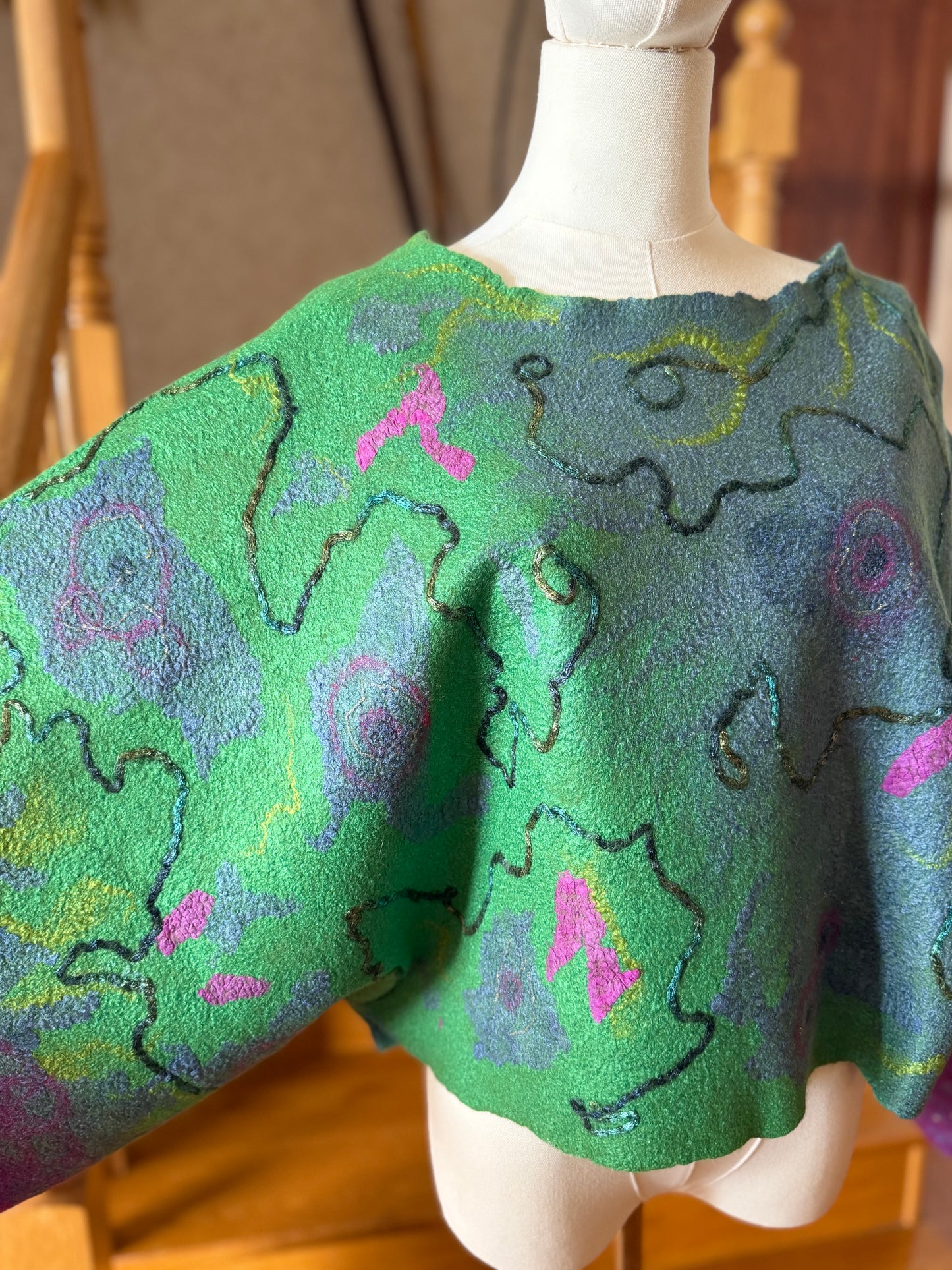 Silk/ wool top one size S-L