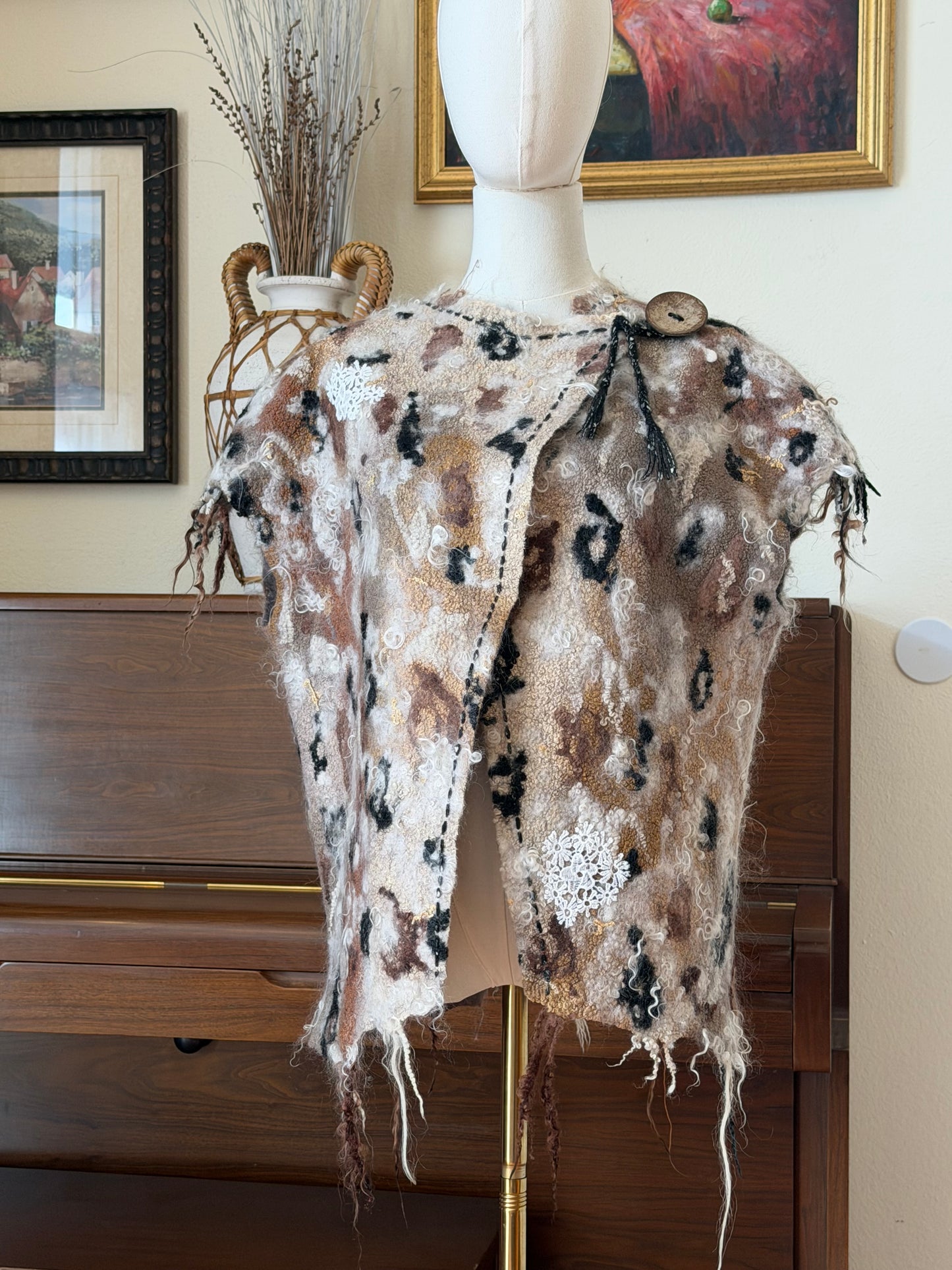 100%Natural Wool Silk Eco-Fashion Handmade Nuno Felted Eco Friendly Vest Top Tunic Blouse Waistcoat Sweater Sweatshirt . Good For One Size S-L